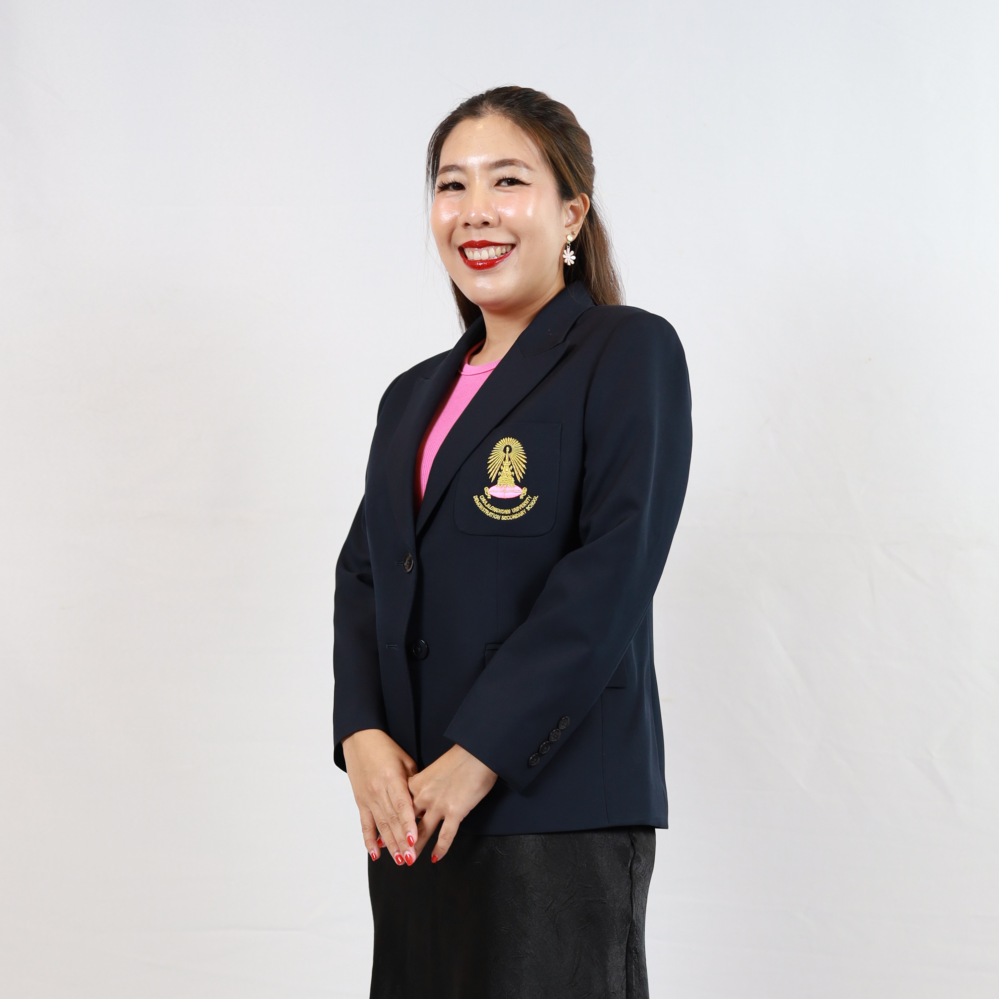 <span>อ.ดร.ณัฐมน ศรีสุข - ผู้ช่วยผู้อำนวยการฝ่ายกิจการนักเรียน</span><br /><span>natamon.s@chula.ac.th