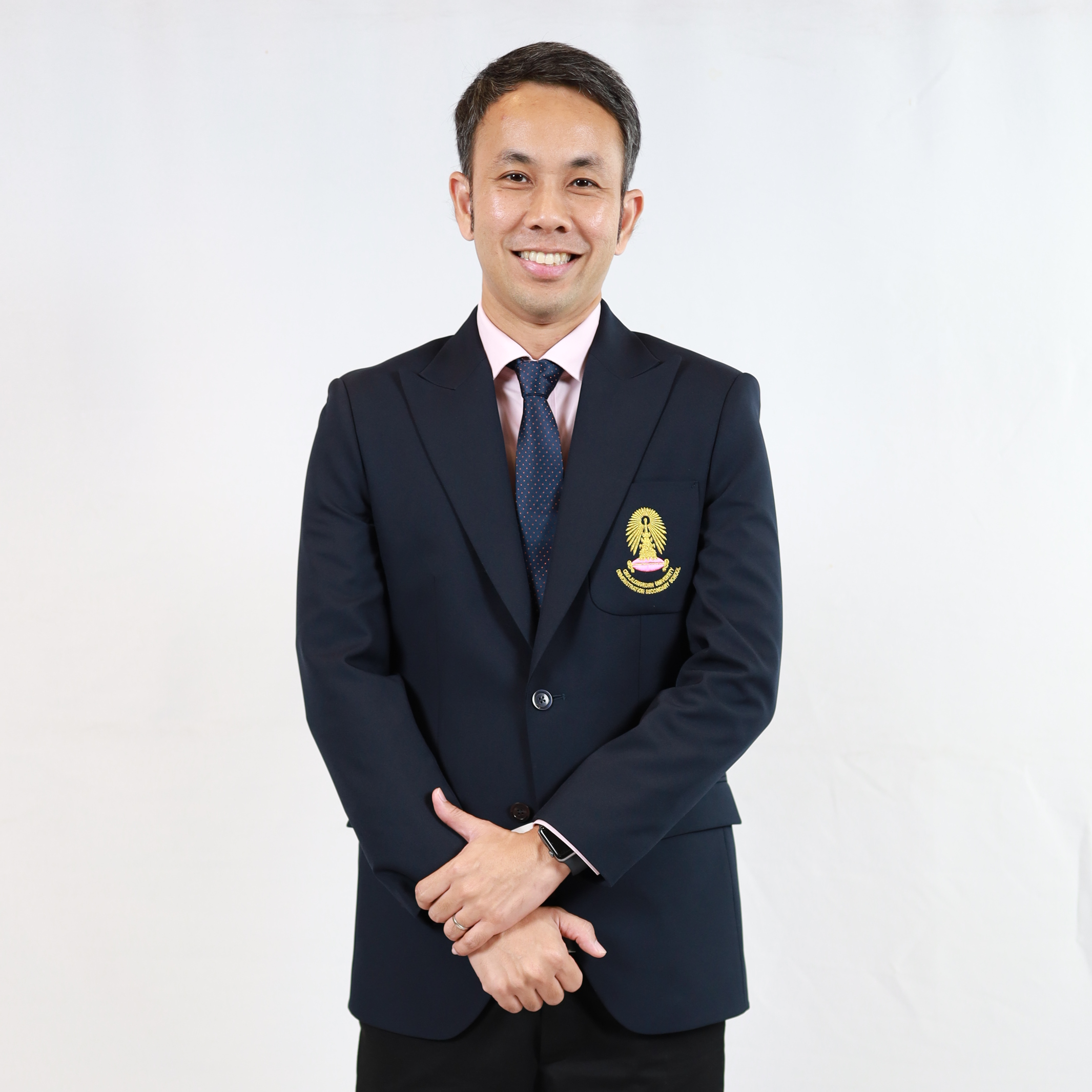 <span>อ.ดร.สิริภัทร ชื่นค้า - รองผู้อำนวยการฝ่ายกิจการนักเรียน</span><br /><span>siriphat.c@chula.ac.th