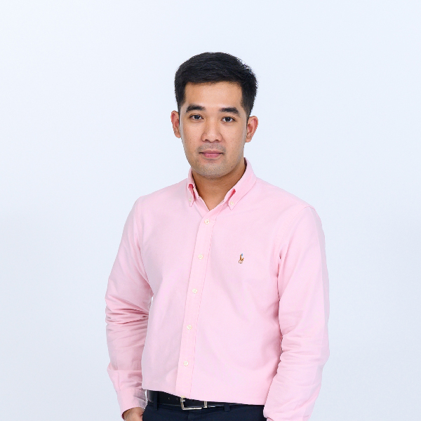 อาจารย์ กัมปนาท ไชยรัตน์ - ผู้ช่วยผู้อำนวยการฝ่ายบริหารกายภาพและสิ่งแวดล้อม