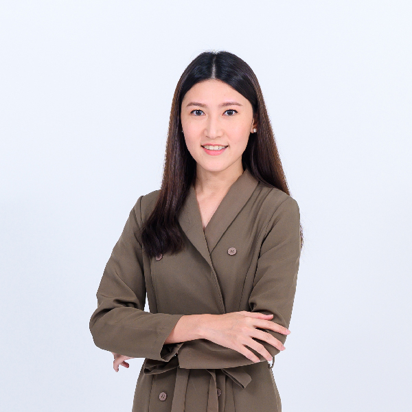 อาจารย์ สุมิตรา คุณวัฒน์บัณฑิต - ผู้ช่วยผู้อำนวยการฝ่ายบริหาร